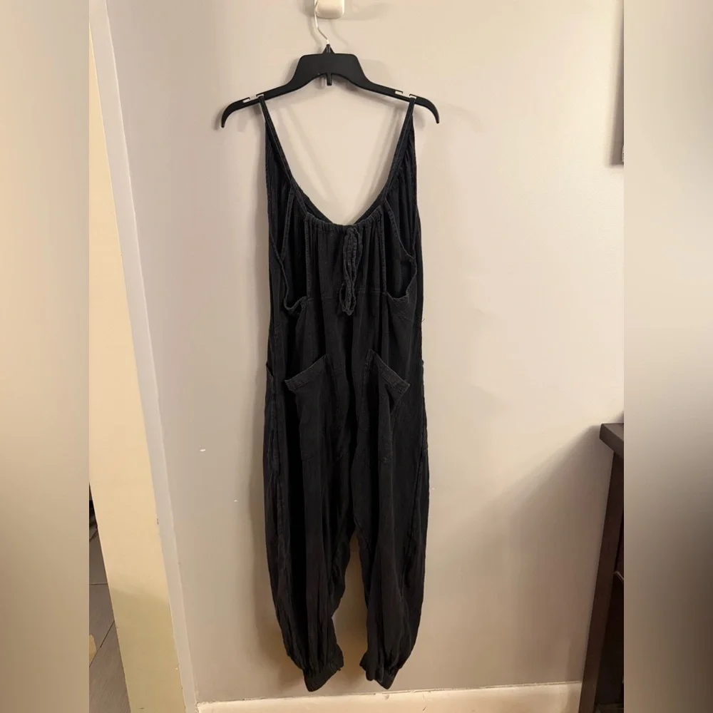 Free People Black Oversized Harem Jumpsuit Small Boho Wide Leg Pockets Slouchy